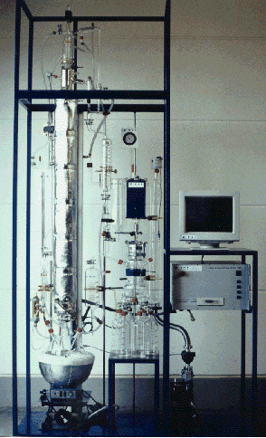 PilotDist 104 Labscale Batch Distillation Unit